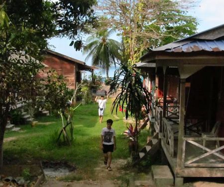 Aur Bay Chalet