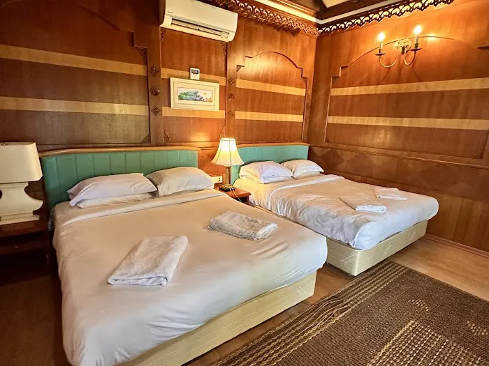 Shari-la Island Resort Picture 1