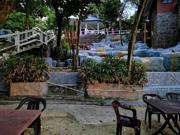 Shari-la Island Resort Picture 3