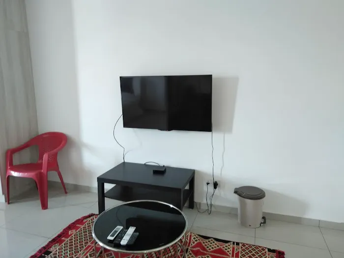 OYO Home 89417 Stylish 1br The Cube One South Picture 5