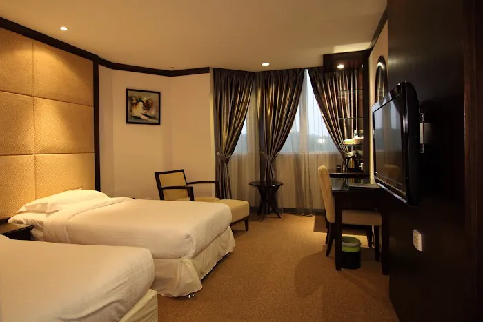 Country Hotel Picture 2