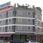 Country Hotel