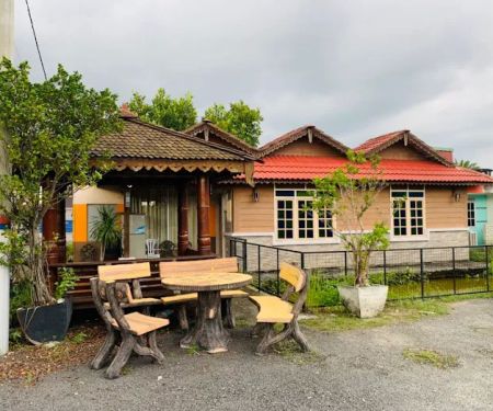 D'Naz Cabin & Homestay