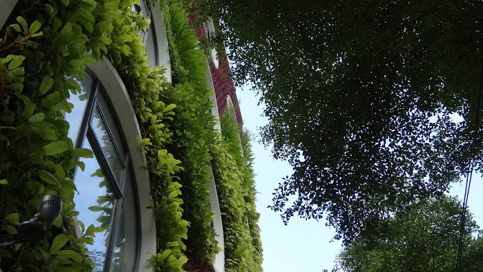 Flora by Crossroads Hotel Picture 6