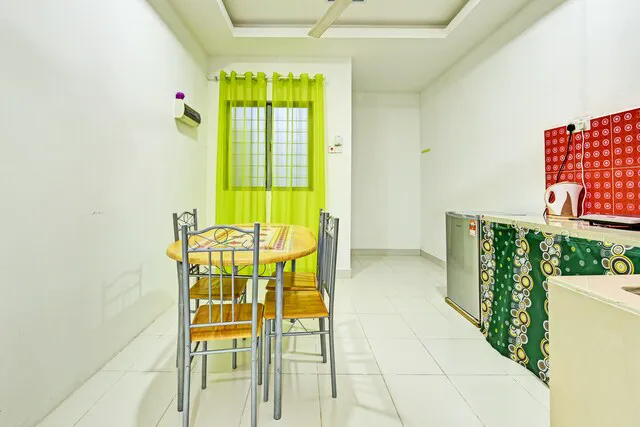 OYO Home 90351 Kl Homestay Express Picture 5