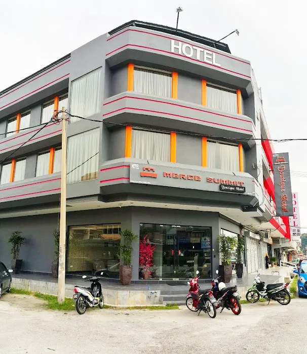Merge Summit Boutique Hotel Picture 1