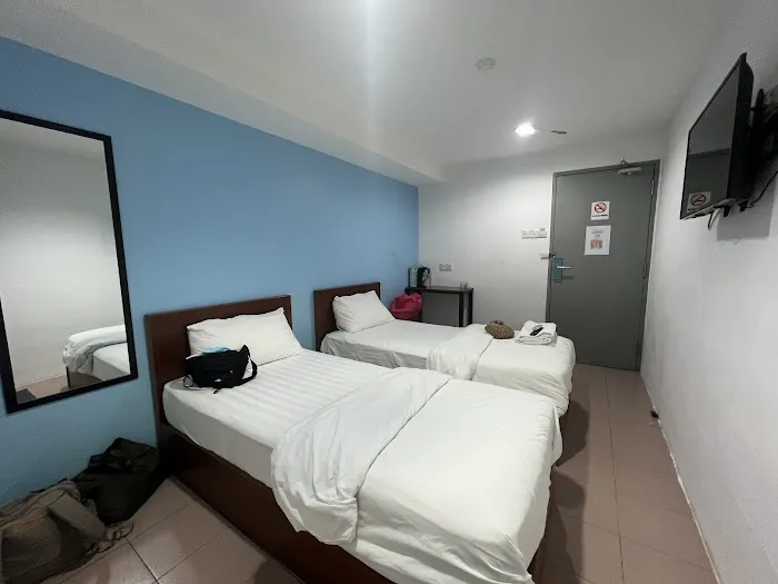 Lux Hotel Picture 3
