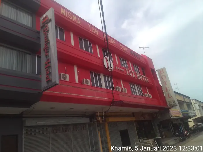 Lux Hotel Picture 2