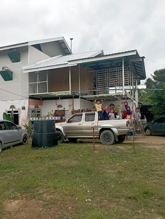 KAMPUNG PASIR BESAR Picture 2