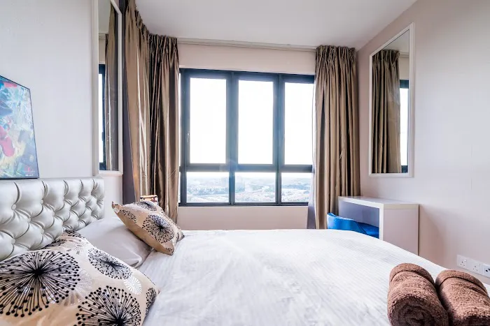 HostaHome Suites @ I-City Picture 1