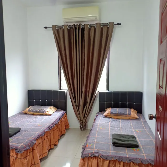 Telaga Emas Homestay Jalan Telaga Bukit Kerayong Meru Picture 2