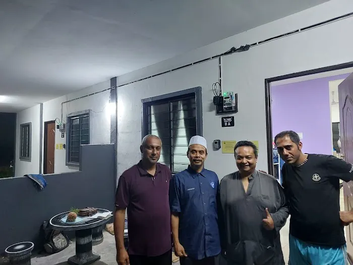 Telaga Emas Homestay Jalan Telaga Bukit Kerayong Meru Picture 4