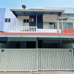 32 Homestay