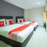 OYO 89773 New Eastern Hotel