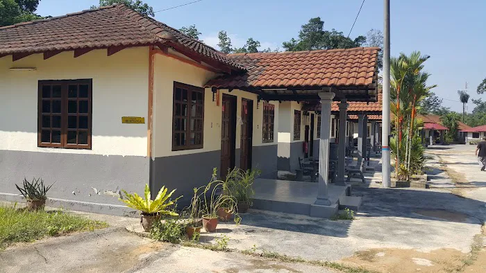 Lembah Azwen Resort Picture 6