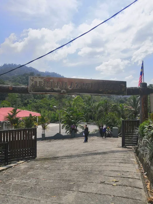 Lembah Azwen Resort Picture 4