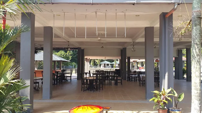 Lembah Azwen Resort Picture 7