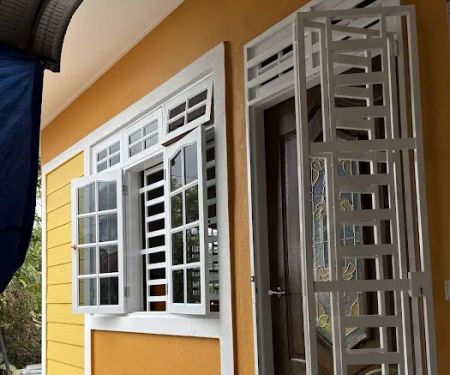 Lemonade Roomstay Kampung Kolam