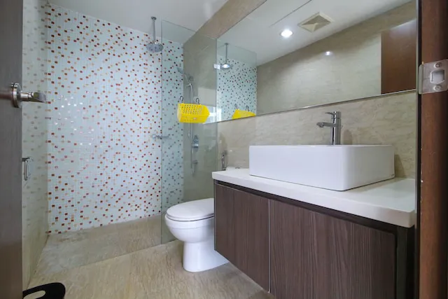 OYO Home 690 Luxury 1BR Regalia Suite Picture 3