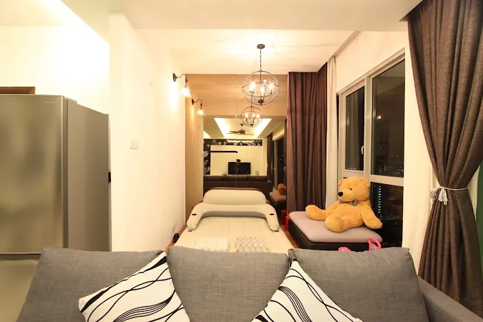 Regalia Residence Picture 3