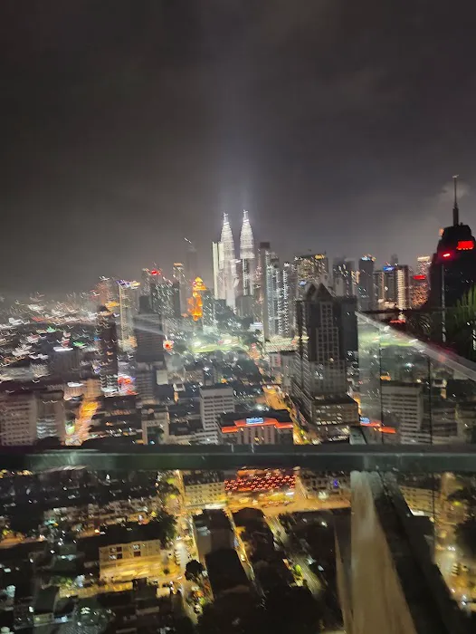 Regalia SkyPool Dorms KL Picture 5