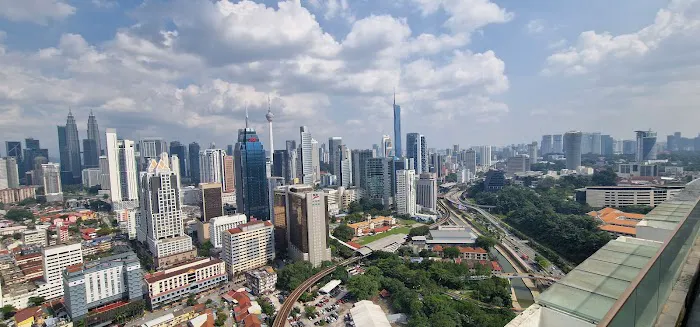 Regalia SkyPool Dorms KL Picture 7