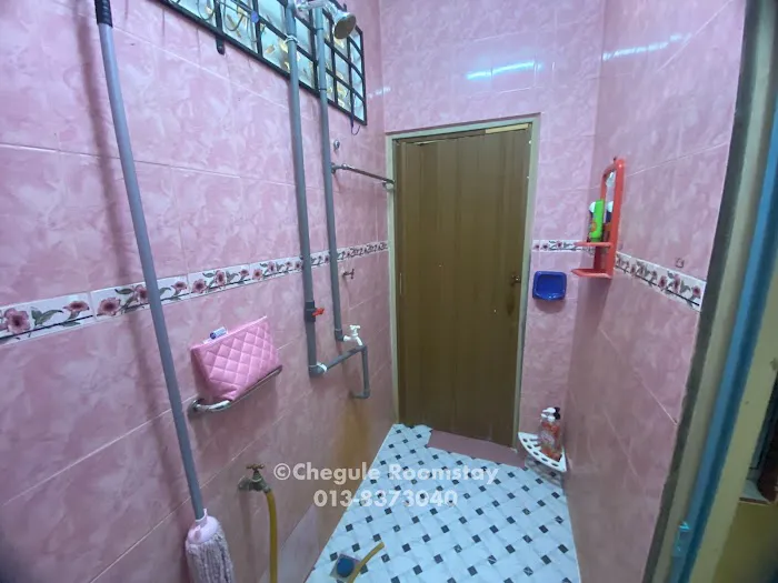 Chegule Roomstay Picture 3