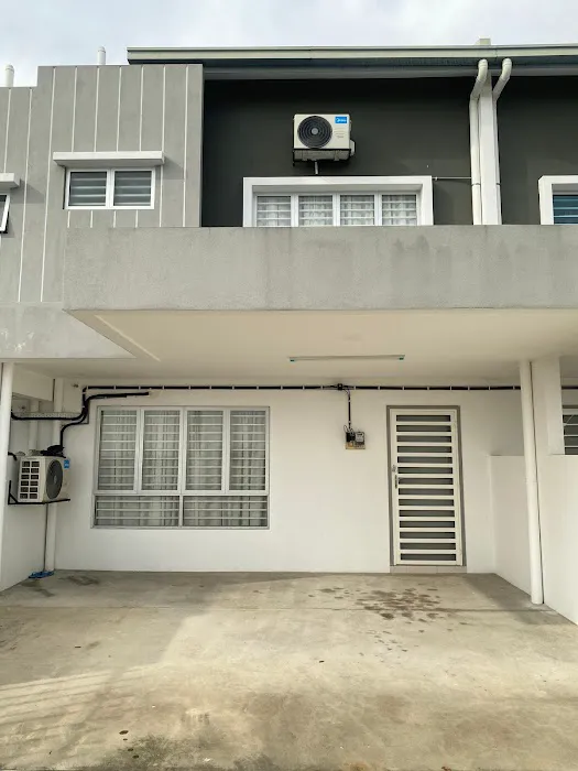 Teratak Roza Homestay Laman Haris Puncak Alam Picture 3