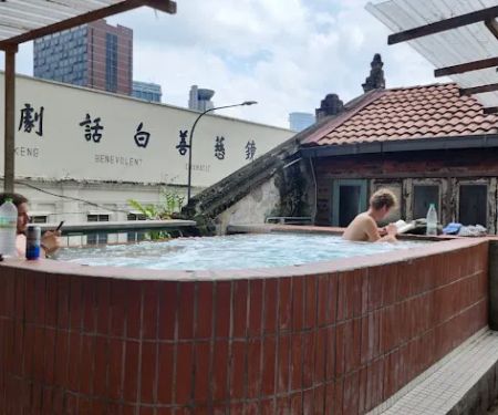 Mingle Chinatown Hostel