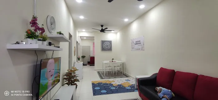 FALISYA HOMESTAY Picture 1