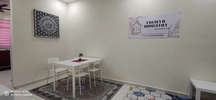 FALISYA HOMESTAY Picture 2