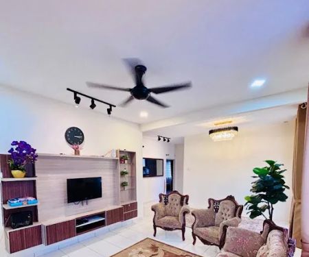 Triple Izz Homestay