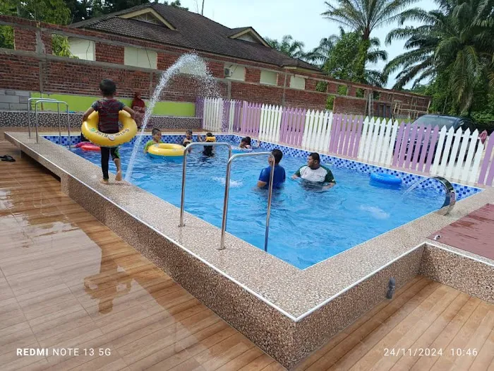 Ummi Cinta Chalet Picture 3