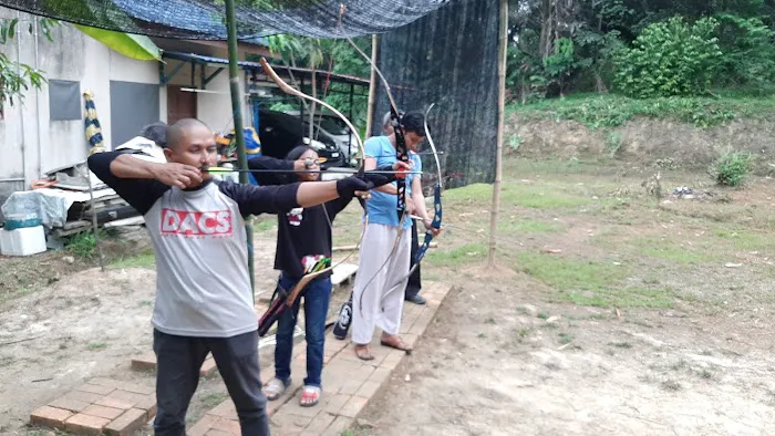 Jungle archery range Picture 10