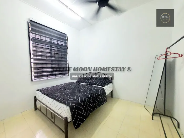 Little Moon Homestay Picture 7