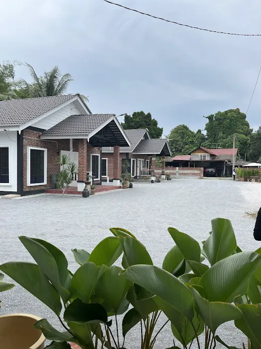Etek Etek Chalet -Homestay & Roomstay- Picture 1