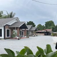 Etek Etek Chalet -Homestay & Roomstay- ico