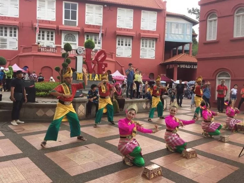 Cultural Dance Performances in Melaka That Reveal Its Heritage