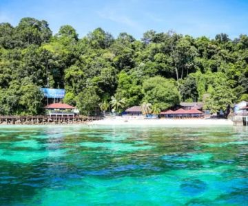 Scenic Beaches for Sunset in Malaysia | Breathtaking Spots from Langkawi to Borneo