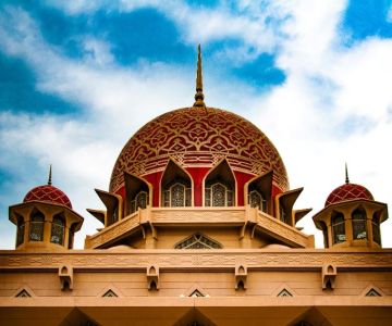 From Dome to Minaret: Understanding Mosque Architecture Through Malaysian Examples