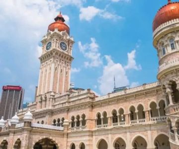 Exploring Mosque Architecture: Moorish, Ottoman, and Malay Influences in Malaysia