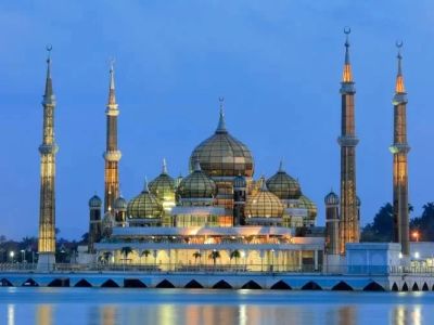 How to Respect Ramadan Timing When Visiting Mosques as a Tourist in Malaysia