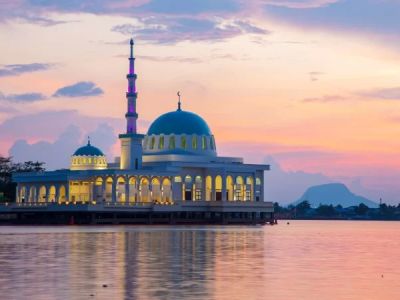 Why Mosque Tourism Is a Growing Trend Among International Travelers to Malaysia