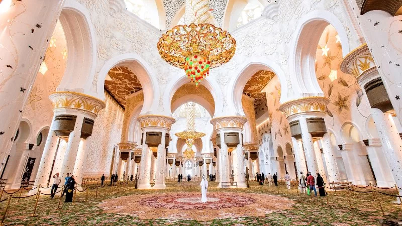 Discovering Peace: Meditative Moments at Malaysia’s Most Beautiful Mosque Interiors